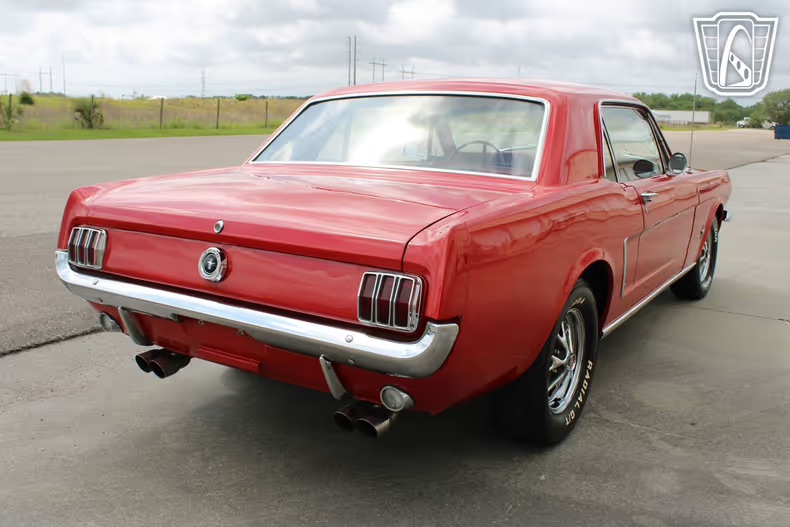 1965 ford mustang coupeb
